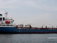Nafta-/keemialaev müügiks