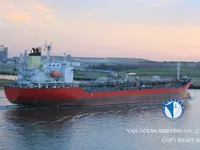 Nafta-/keemialaev müügiks