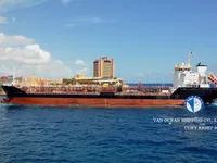 Nafta-/keemialaev müügiks
