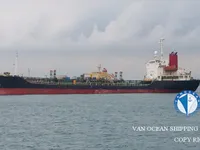 Nafta-/keemialaev müügiks