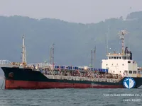 Nafta-/keemialaev müügiks