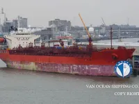 Nafta-/keemialaev müügiks