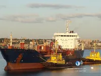 Nafta-/keemialaev müügiks