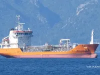 Nafta-/keemialaev müügiks