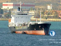 Nafta-/keemialaev müügiks