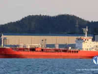 Nafta-/keemialaev müügiks