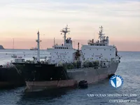 Nafta-/keemialaev müügiks