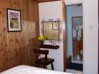 Ujuv hotell müügiks