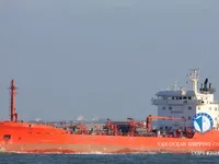 Nafta-/keemialaev müügiks
