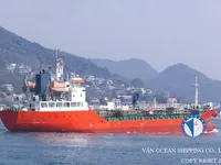 Nafta-/keemialaev müügiks