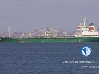 Nafta-/keemialaev müügiks