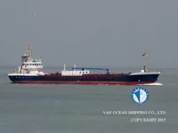 Nafta-/keemialaev müügiks