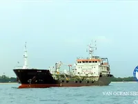 Nafta-/keemialaev müügiks