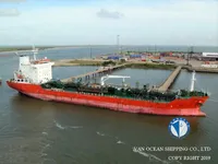 Nafta-/keemialaev müügiks