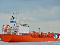 Nafta-/keemialaev müügiks