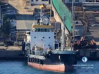 Nafta-/keemialaev müügiks