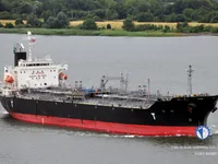 Nafta-/keemialaev müügiks