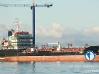 Nafta-/keemialaev müügiks