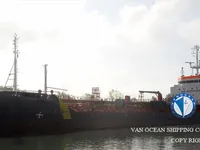 Nafta-/keemialaev müügiks