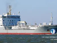 Nafta-/keemialaev müügiks