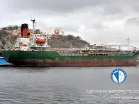 Nafta-/keemialaev müügiks