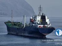 Nafta-/keemialaev müügiks