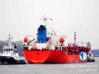 Nafta-/keemialaev müügiks