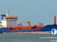 Nafta-/keemialaev müügiks