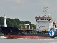 Nafta-/keemialaev müügiks