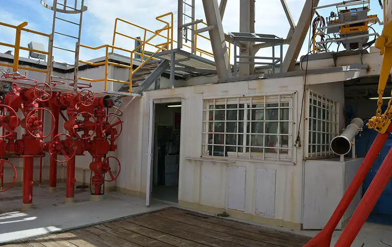 LNG vedav laev müügiks