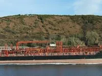 Nafta-/keemialaev müügiks