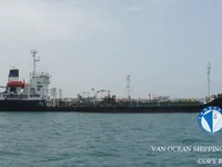 Nafta-/keemialaev müügiks