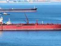 Nafta-/keemialaev müügiks