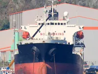 Nafta-/keemialaev müügiks