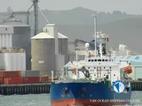 Nafta-/keemialaev müügiks