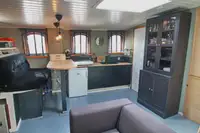 Ujuv hotell müügiks