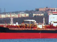Nafta-/keemialaev müügiks