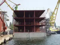 Pontoon müügiks