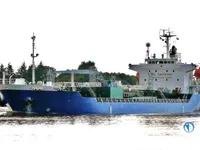 Nafta-/keemialaev müügiks