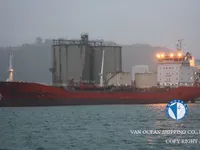 Nafta-/keemialaev müügiks