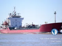 Nafta-/keemialaev müügiks