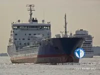 Nafta-/keemialaev müügiks
