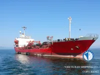 Nafta-/keemialaev müügiks