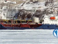 Nafta-/keemialaev müügiks
