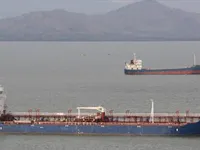Nafta-/keemialaev müügiks