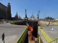 Nafta-/keemialaev müügiks