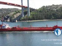Nafta-/keemialaev müügiks