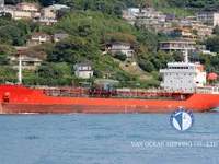 Nafta-/keemialaev müügiks