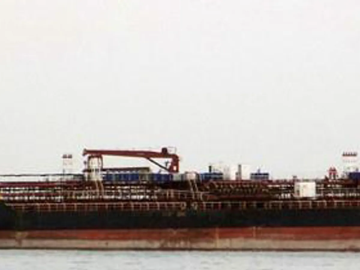 Nafta-/keemialaev müügiks