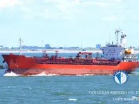 Nafta-/keemialaev müügiks